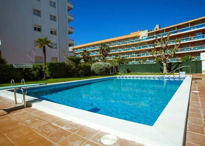 Al50 Playa Fenals Apartmán *