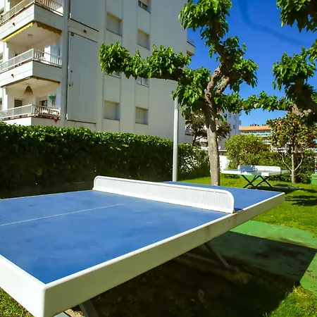 Al50 Playa Fenals Apartment *